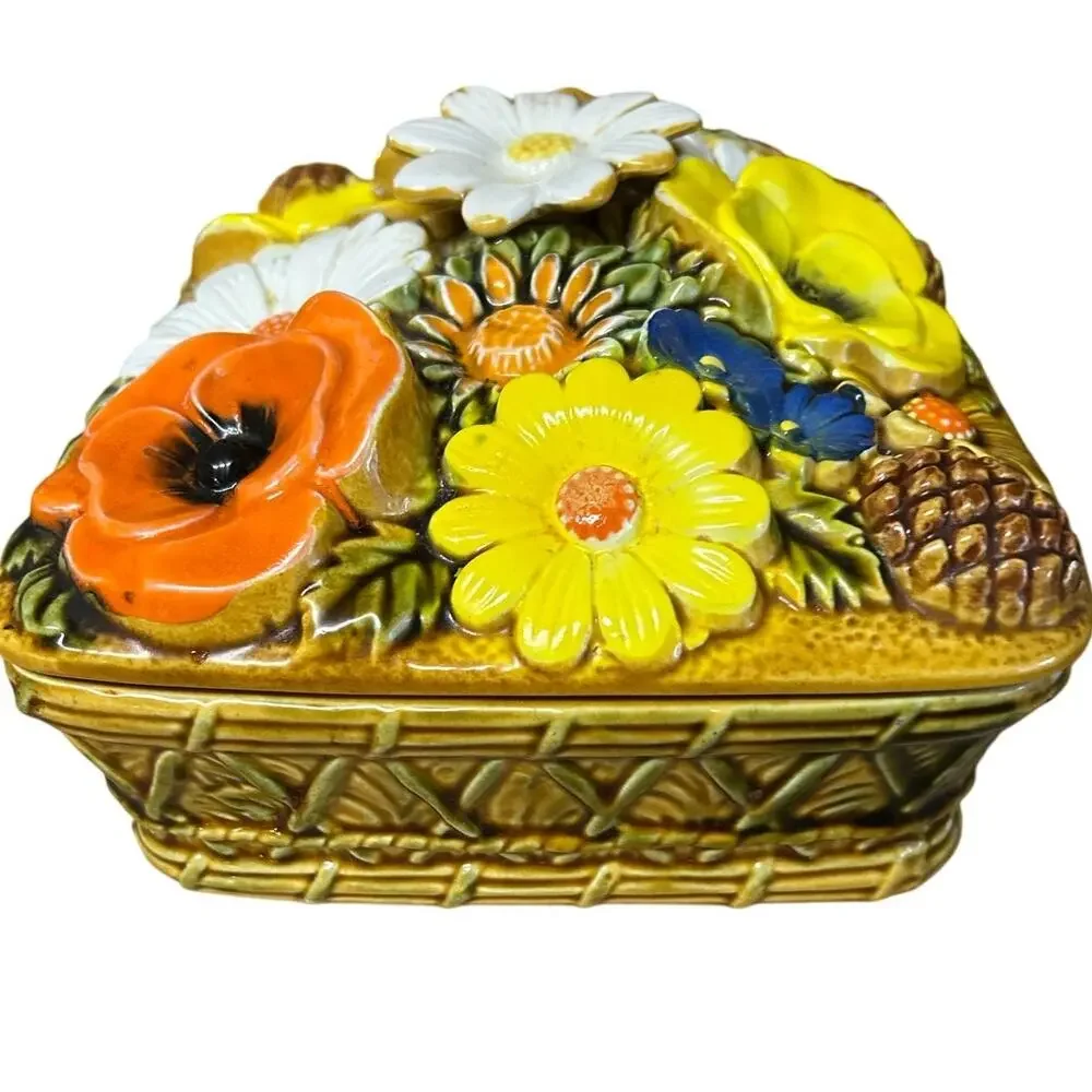 Beautiful Ceramic Vintage 2Pc Dish‎ with Flowers 7